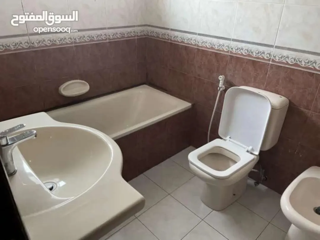 شقة للبيع موقع شارع مكة خلف ابو الدهب
