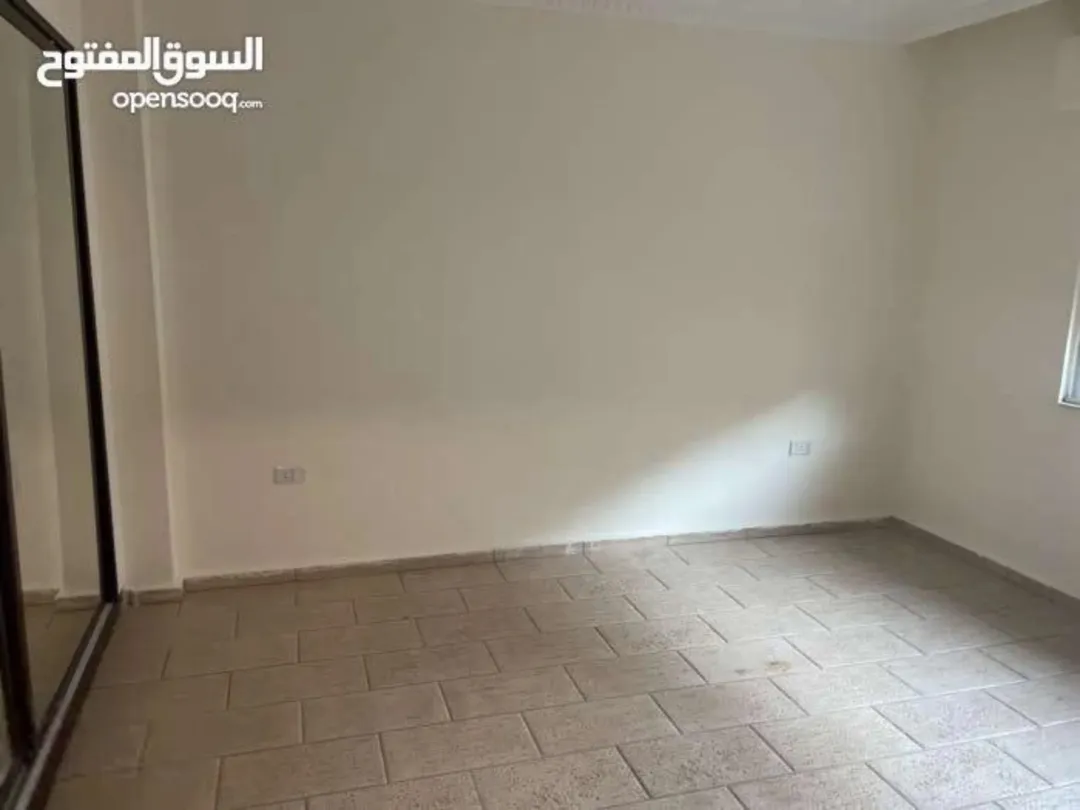 شقة للبيع موقع شارع مكة خلف ابو الدهب