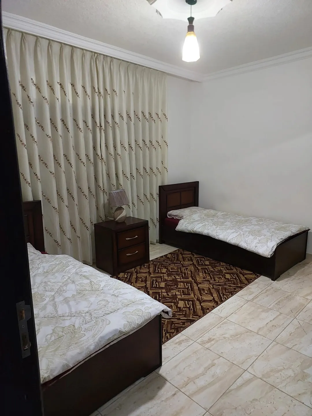 Furnished 3-bedroom apartment, fully air-conditioned (hot/cold) in every room – Abu Nseir — صورة 5