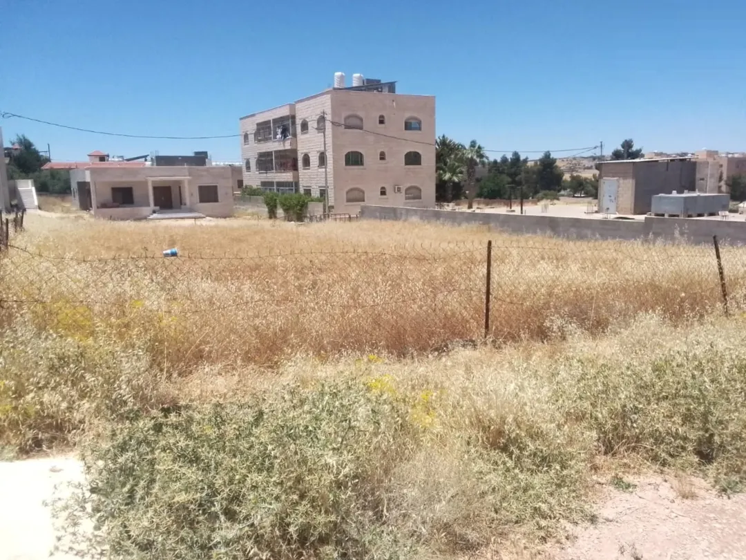 أرض سكنية مميزة للبيع في مادبا – حي النديم
