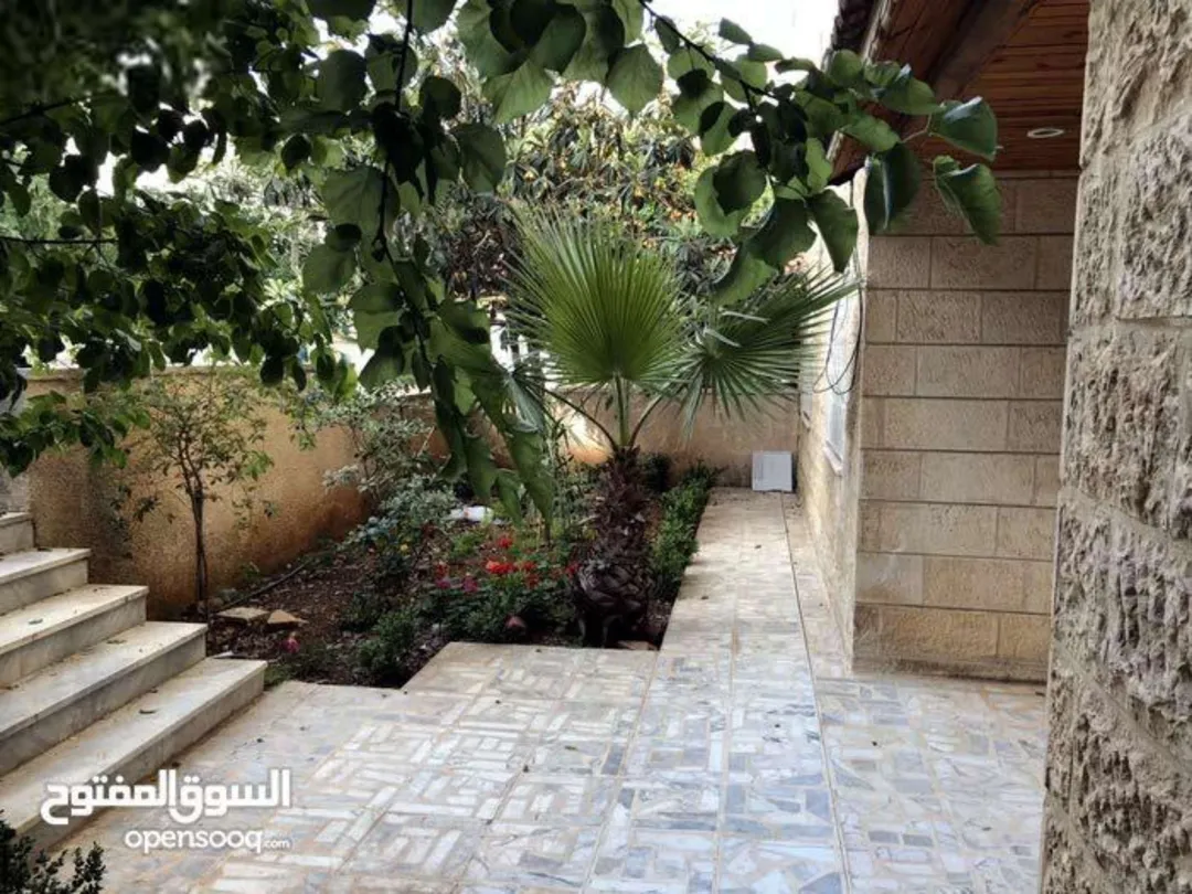 شقة أرضية مفروشة فاخرة في تلاع العلي مقابل مستشفى تلاع العلي – عمان الاردن | ID 625753