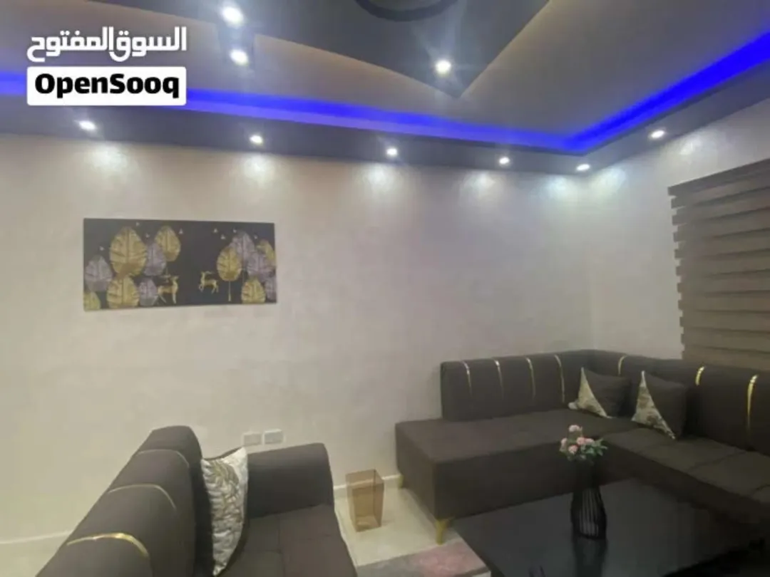شقة للبيع في مدينة الشرق، الزرقاء