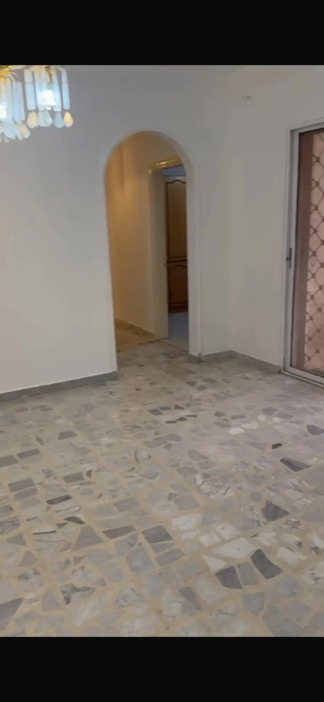 شقة لللبيع في صويلح