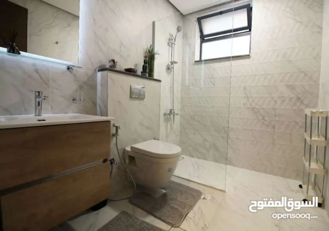 شقة فاخرة جديدة للإيجار في الجندويل عمان – عمان الاردن | ID 605736