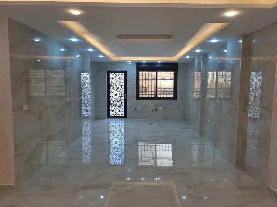 شقة ديلوكس للبيع في الزرقاء – جبل المغير