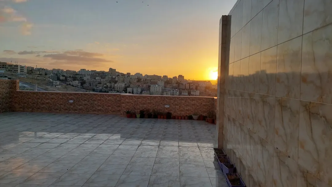عمارة فاخرة للاستثمار دخل مضمون وإطلالة خلابة