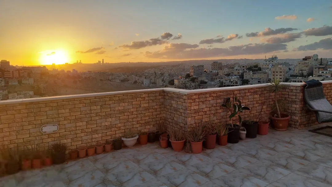 عمارة فاخرة للاستثمار دخل مضمون وإطلالة خلابة