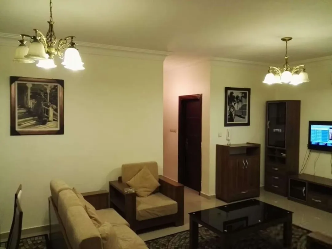 شقة فاخرة مفروشة في قلب الشميساني – عمان الاردن | ID 608944