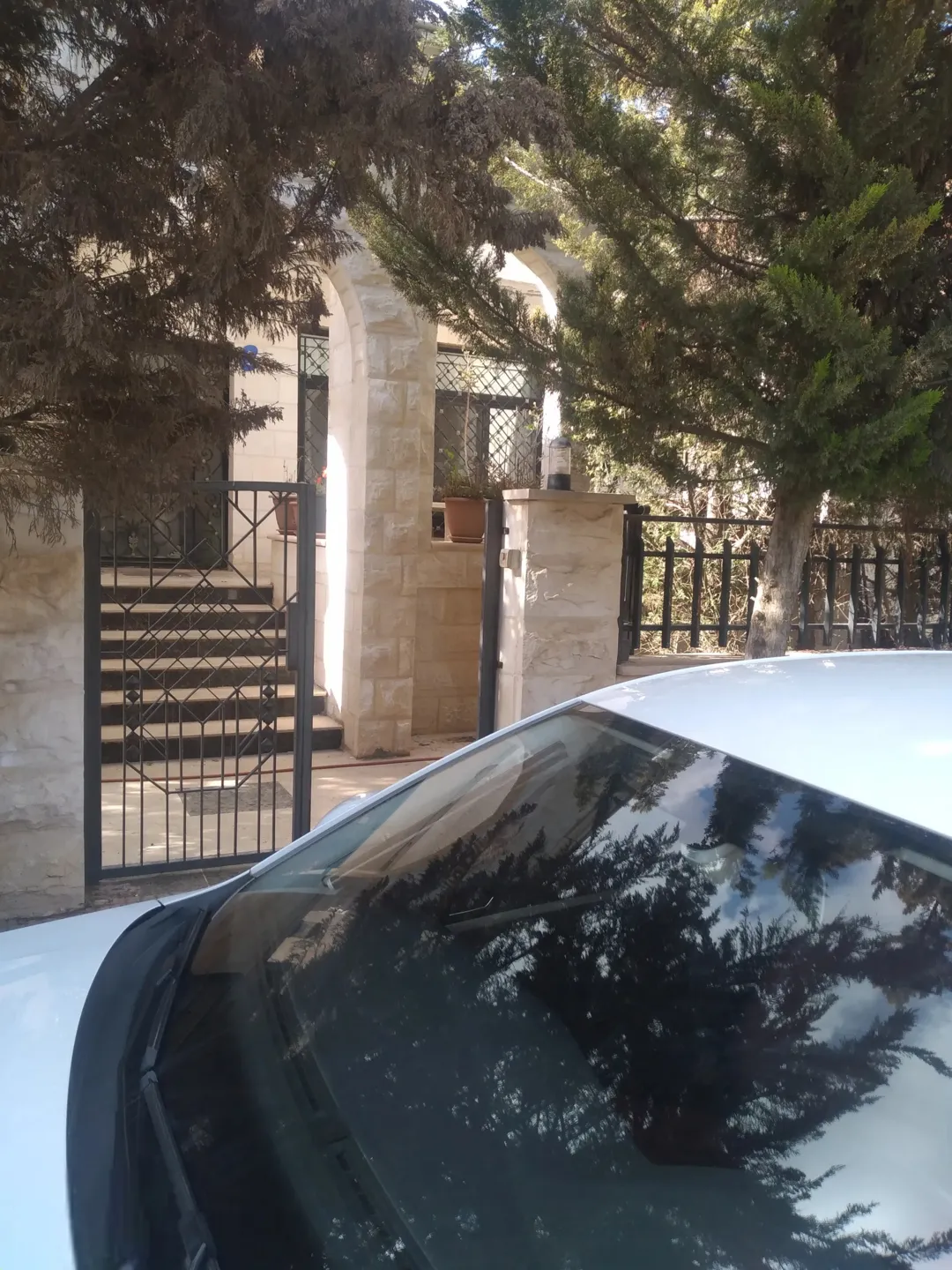 مطلوب شريك ممول لبناء شقتين طابقيتين
