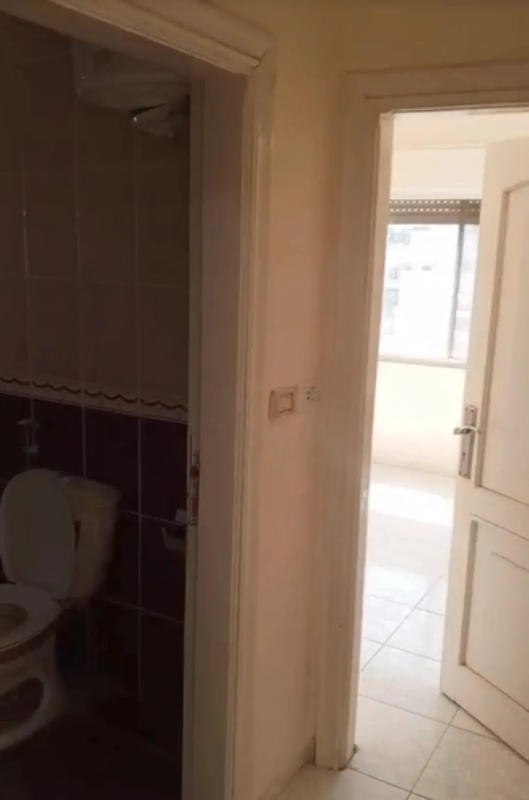 عمارة سكنية استثمارية مميزة موقع كورنر شارعي ” فرصة ذهبية