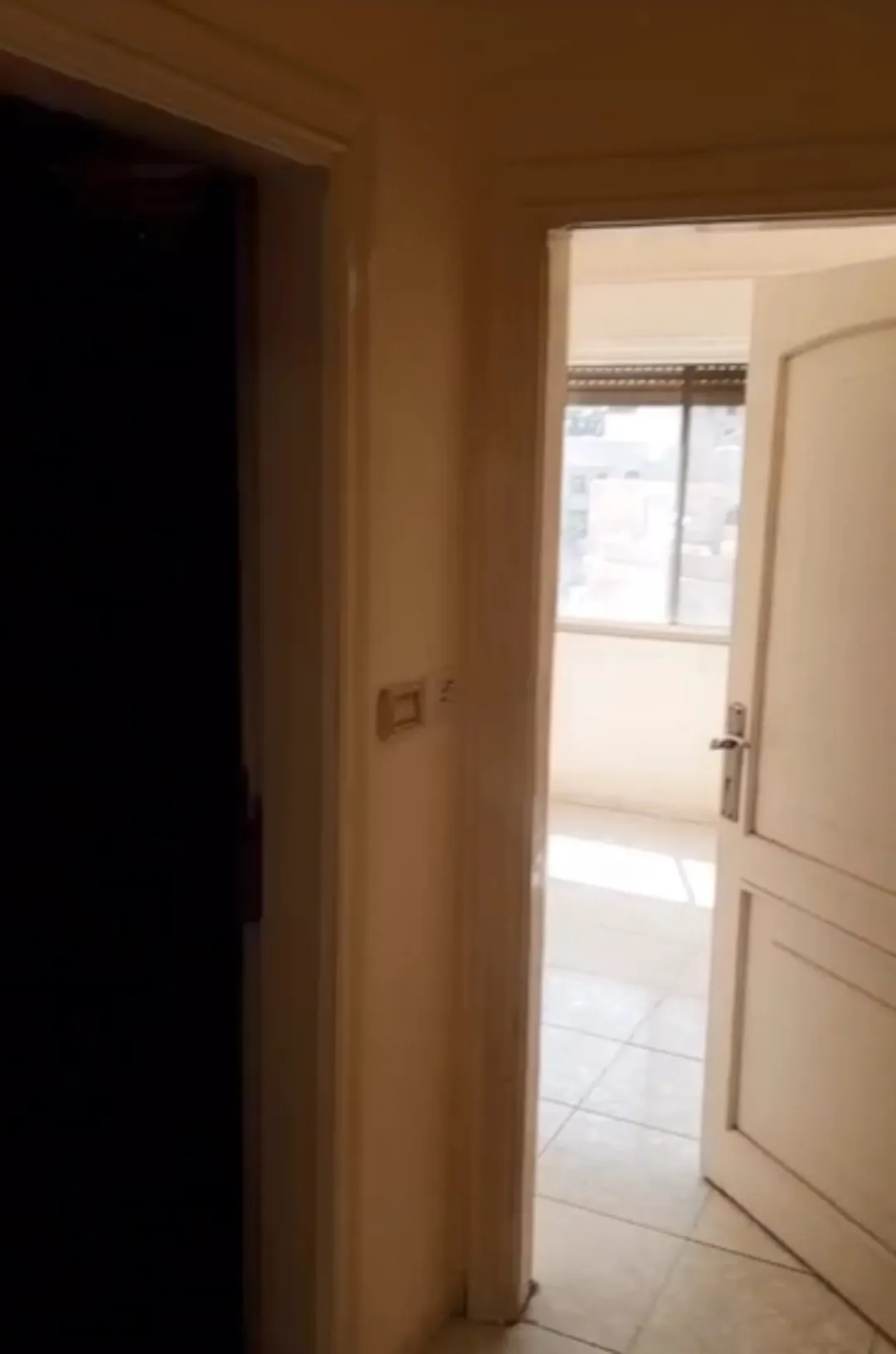 عمارة سكنية استثمارية مميزة موقع كورنر شارعي ” فرصة ذهبية