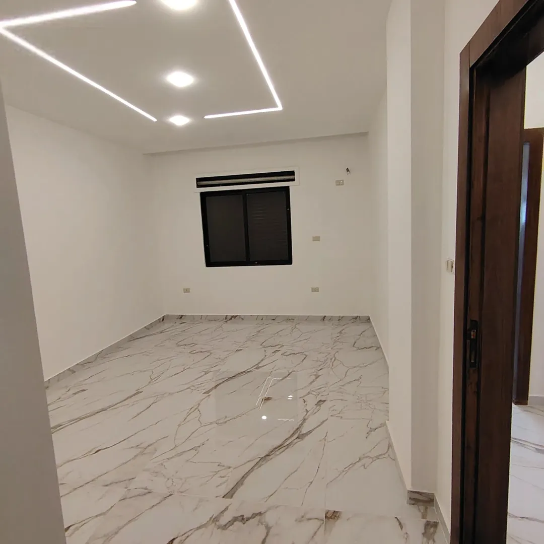 شقة سكنية فاخرة تشطيب سوبر ديلوكس للبيع جديدة لم تسكن بعد معفاه من الرسوم