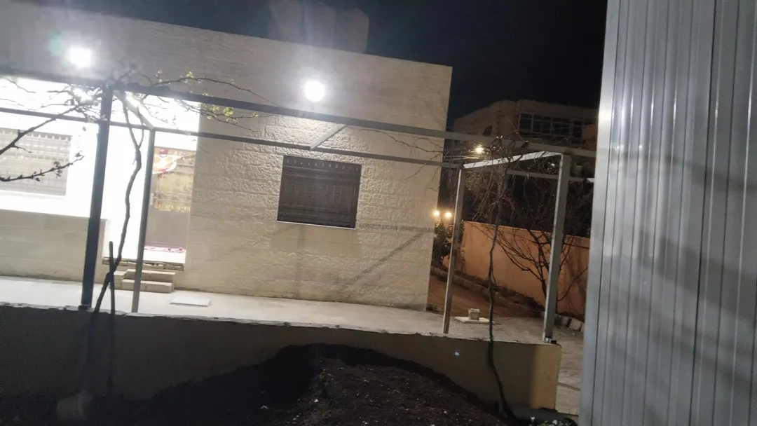 بيت مستقل للبيع