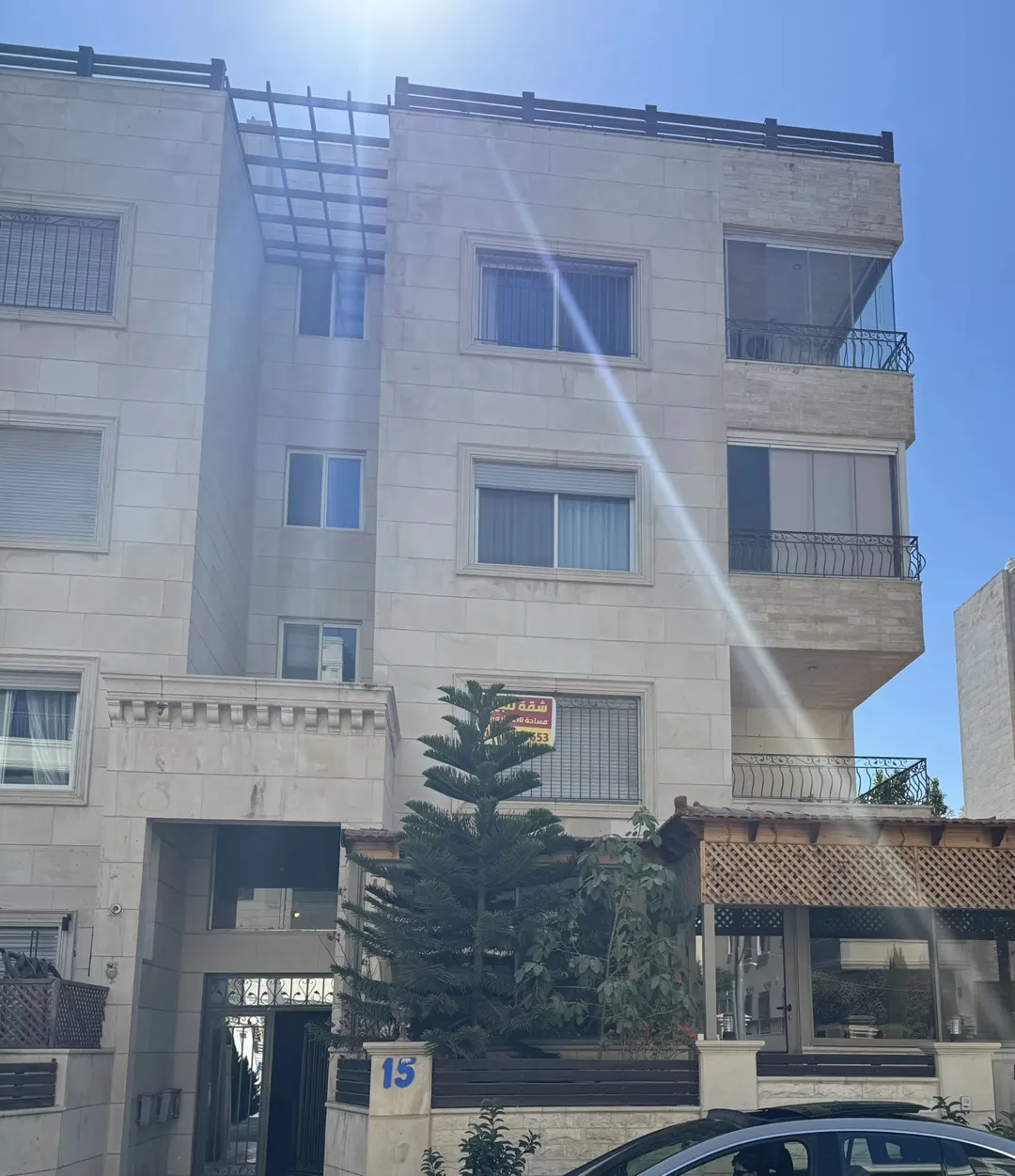 شقة فاخرة غير مفروشة للبيع في ضاحية الرشيد عمّان