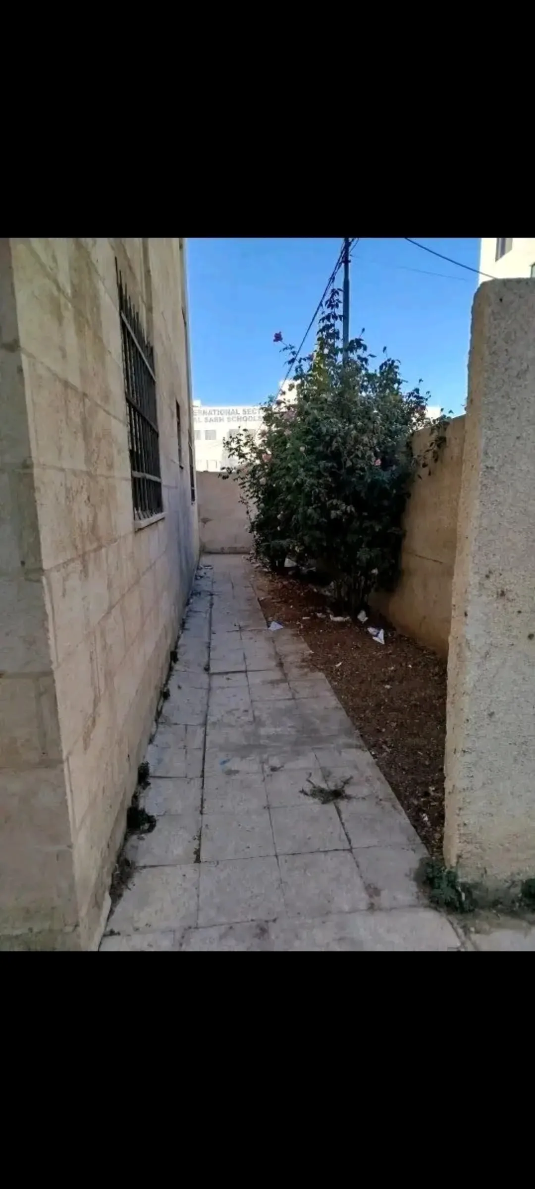 شقة ارضية في ابو نصير تصلح السكن والاستثمار