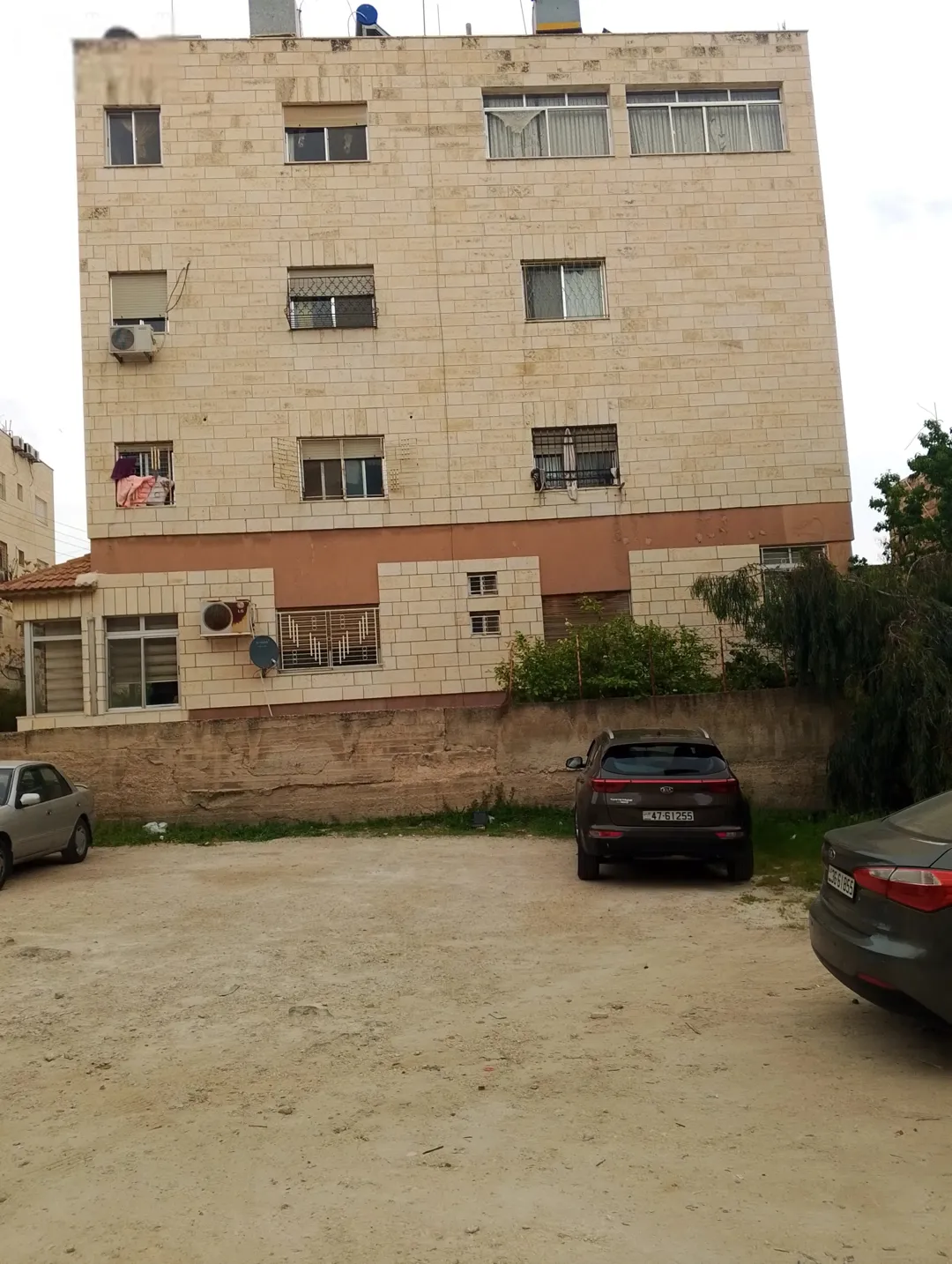 شقة فاخرة للبيع في قلب جبل الحسين