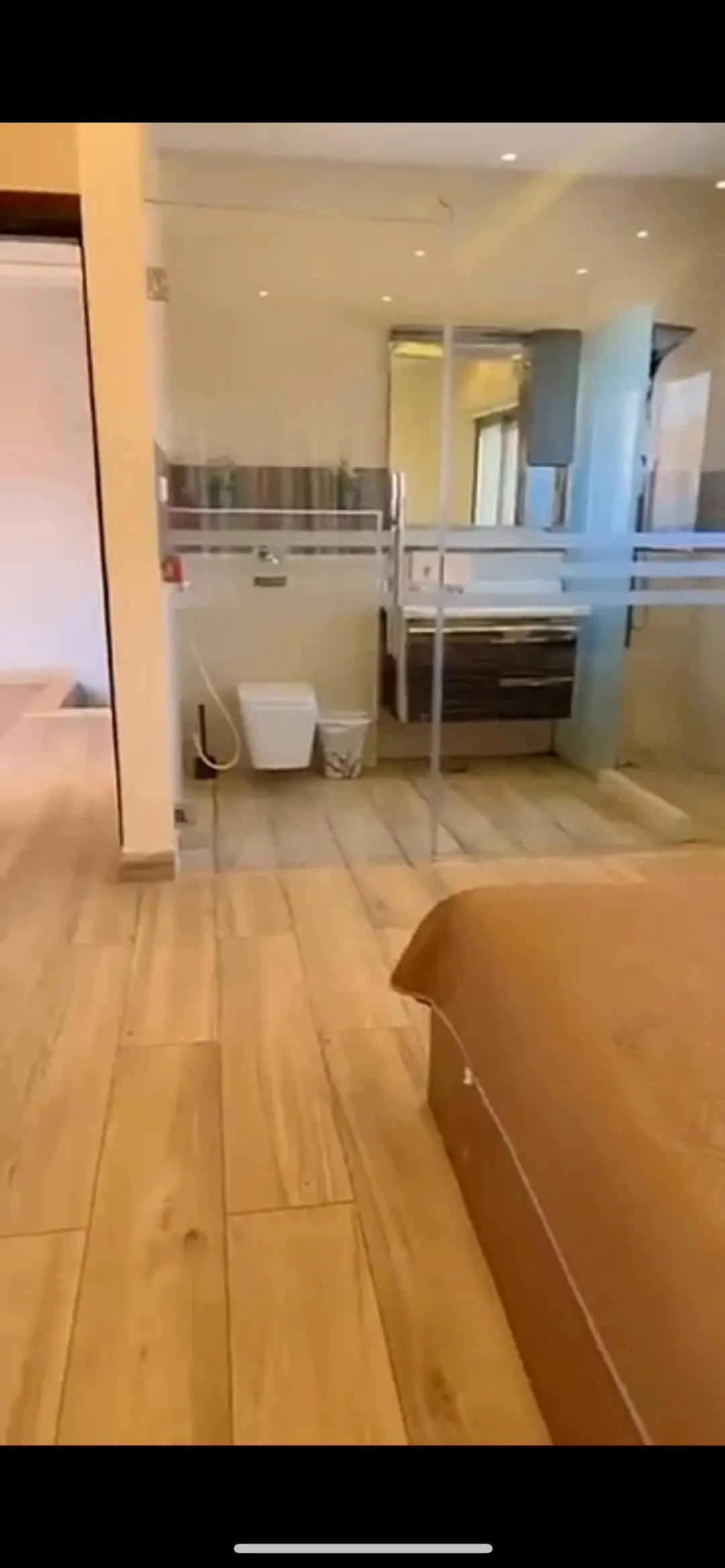 شاليه فاخر للبيع في منطقة البحر الميت