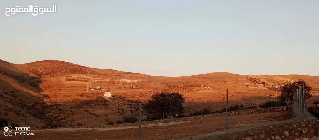 مزرعه للبيع في صروت من القطع المميزة جدا على 3 شوارع