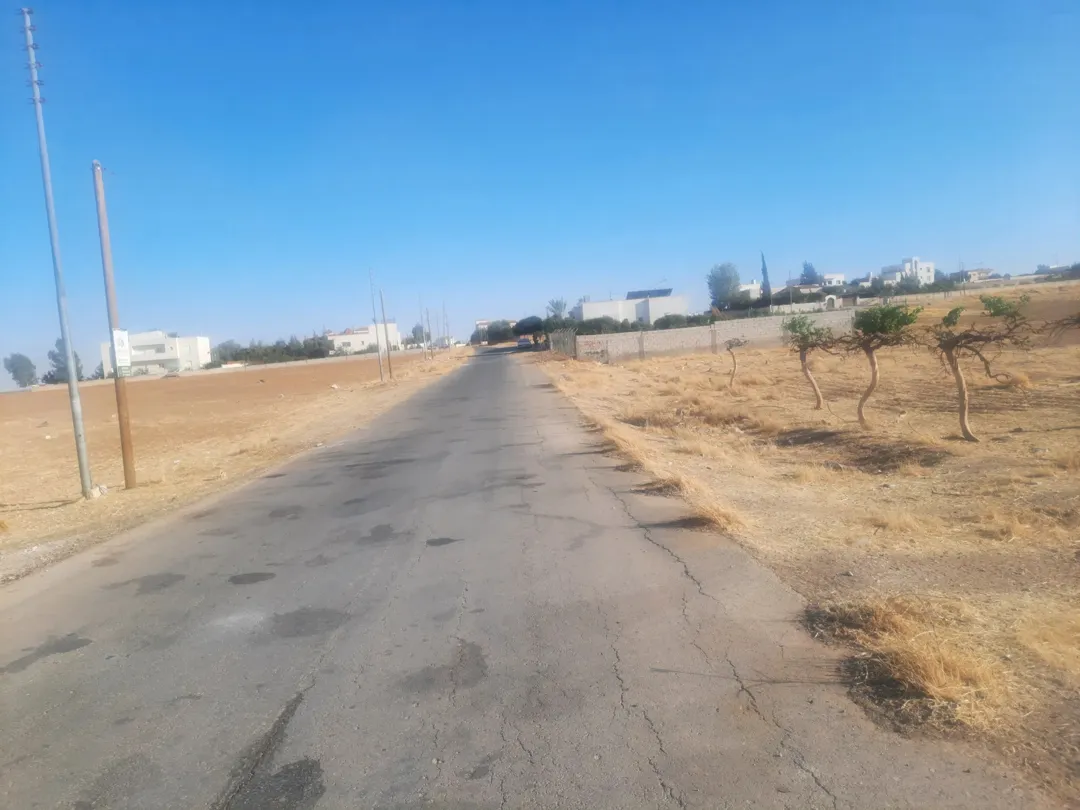 ارض مميزه في منجا على شارعين