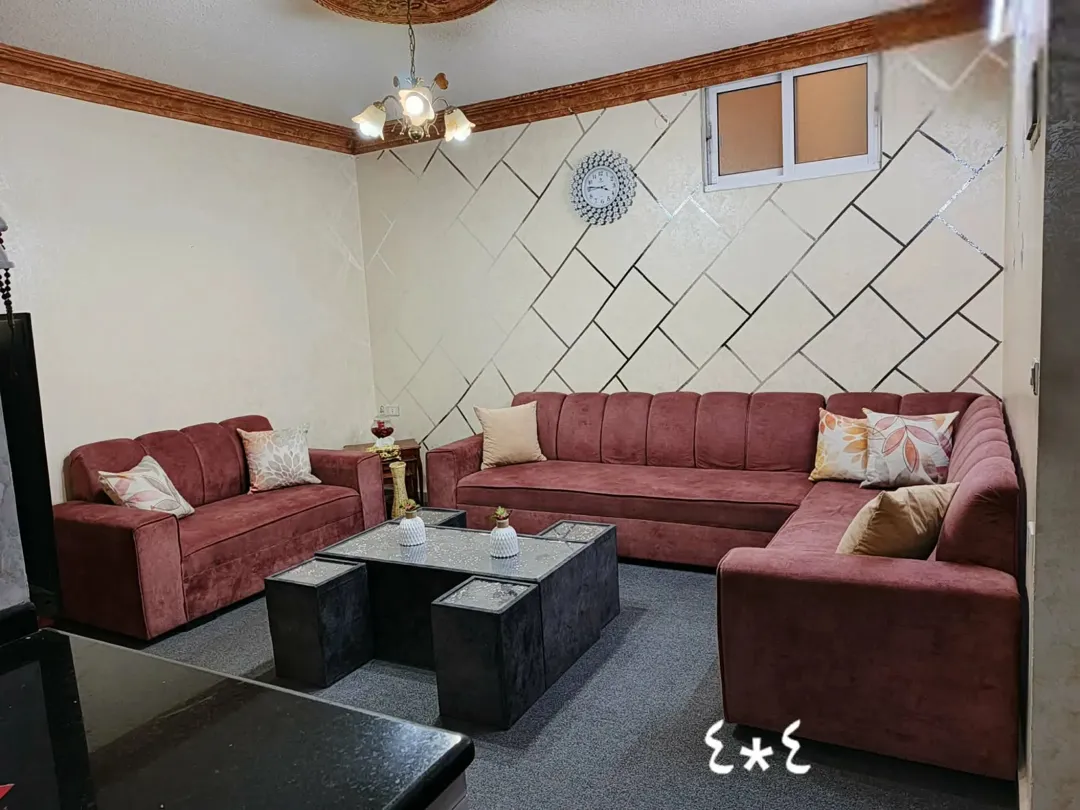 عمارة للبيع في جبل طارق – الزرقاء