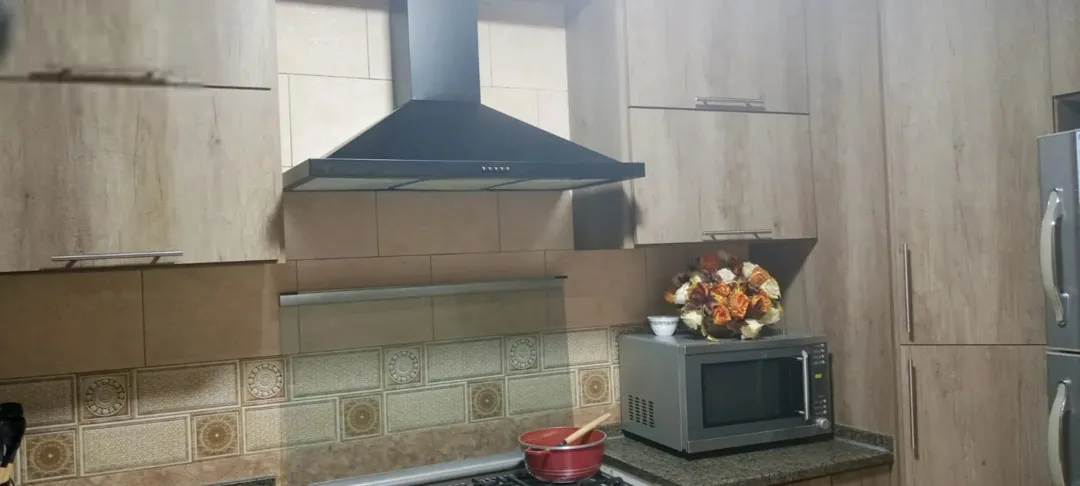 بيت للبيع في عمان الذراع الغربي – شارع الأدارسة