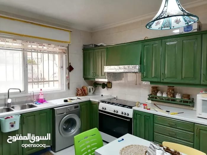 استوديو مفروش يومي في دير غبار