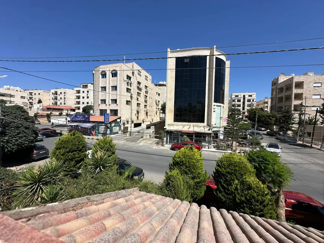 فيلا ضاحية الأمير راشد