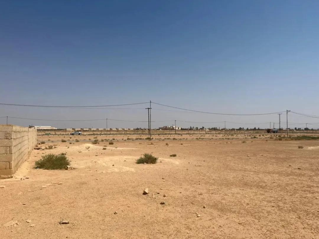قطعة أرض للبيع في حي الجامعة جامعة ال البيت