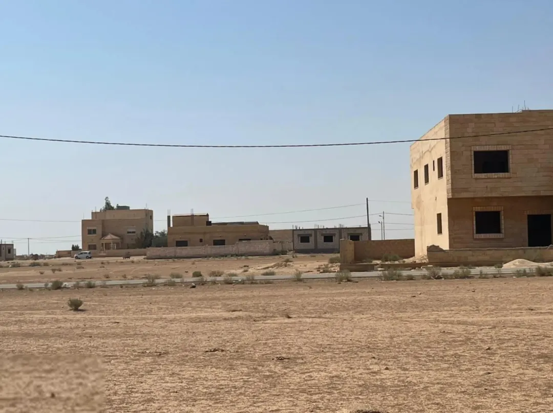 قطعة أرض للبيع في حي الجامعة جامعة ال البيت