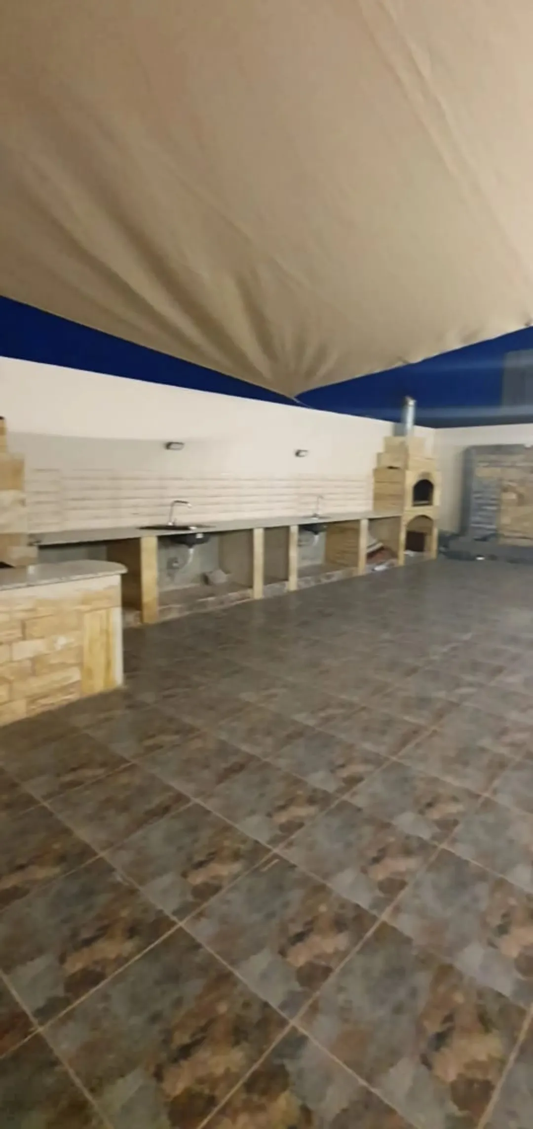 مزرعة وشاليه فاخر للبيع، وجهة مثالية للمناسبات والاستثمار الناجح