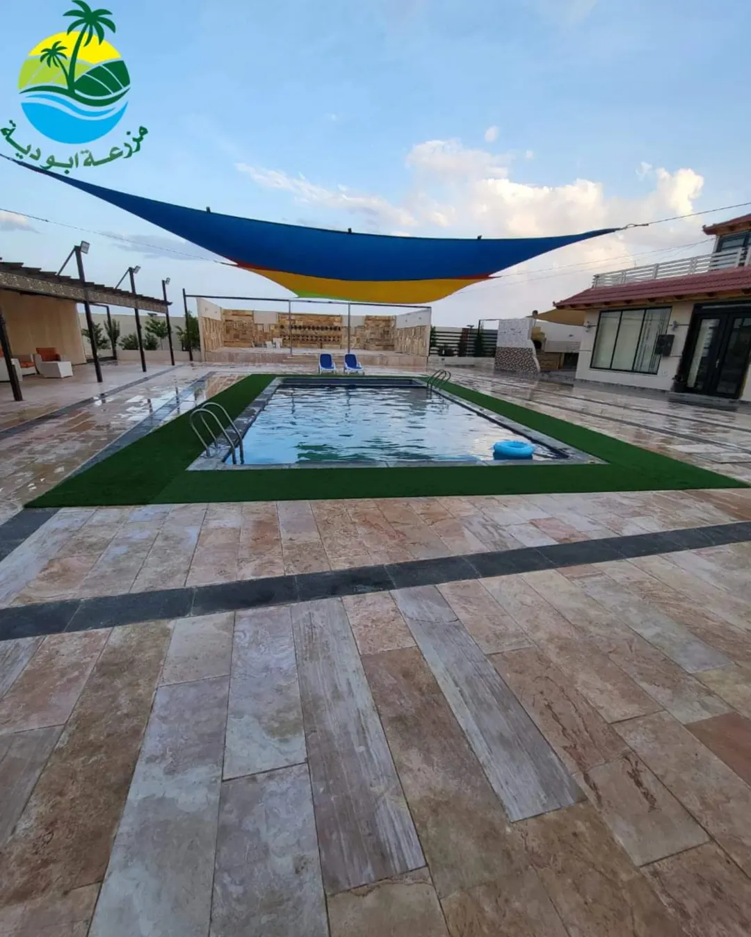 مزرعة وشاليه فاخر للبيع، وجهة مثالية للمناسبات والاستثمار الناجح