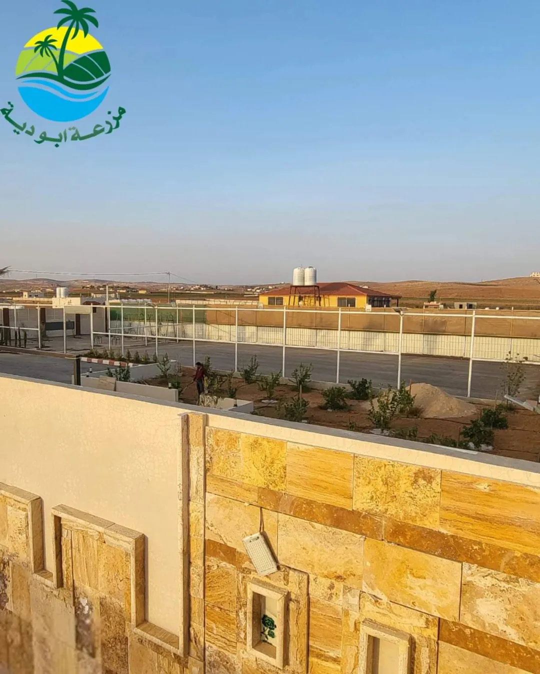 مزرعة وشاليه فاخر للبيع، وجهة مثالية للمناسبات والاستثمار الناجح