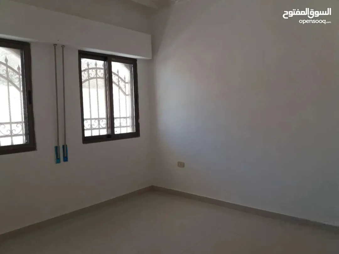 منزل مكون من طابقين مساحة الأرض 240 م2 كل طابق 120 متر2 تشطيب سوبر ديلوكس