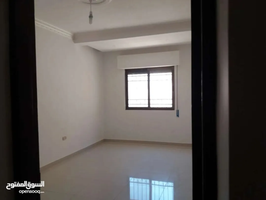 منزل مكون من طابقين مساحة الأرض 240 م2 كل طابق 120 متر2 تشطيب سوبر ديلوكس