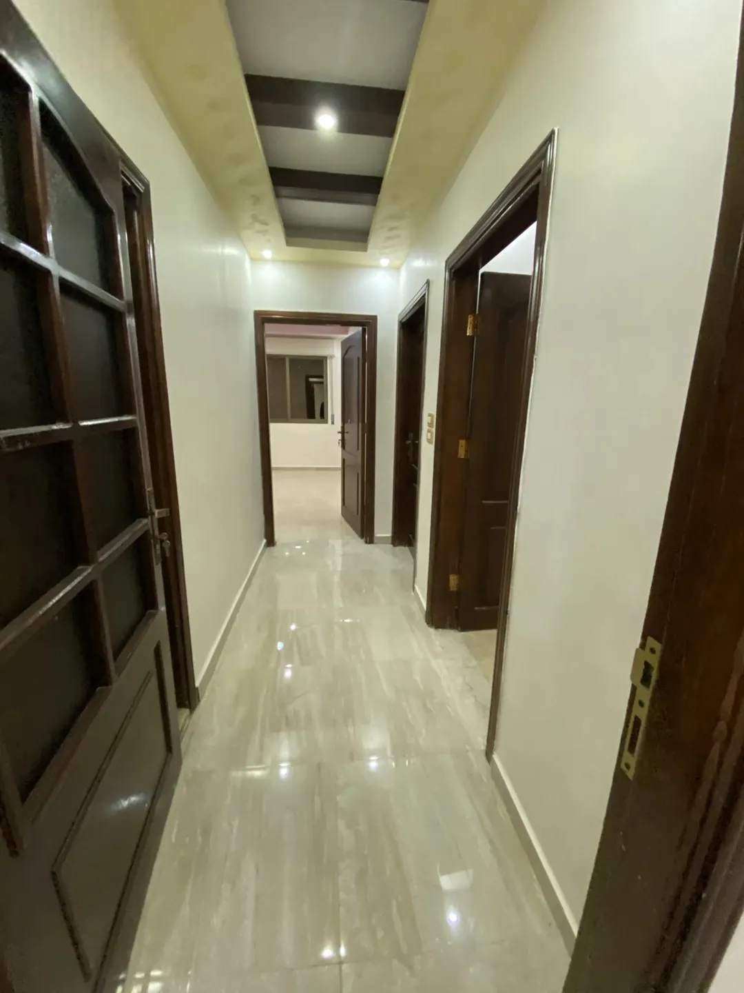 شقة مميزة للبيع في الحي الشرقي – إربد