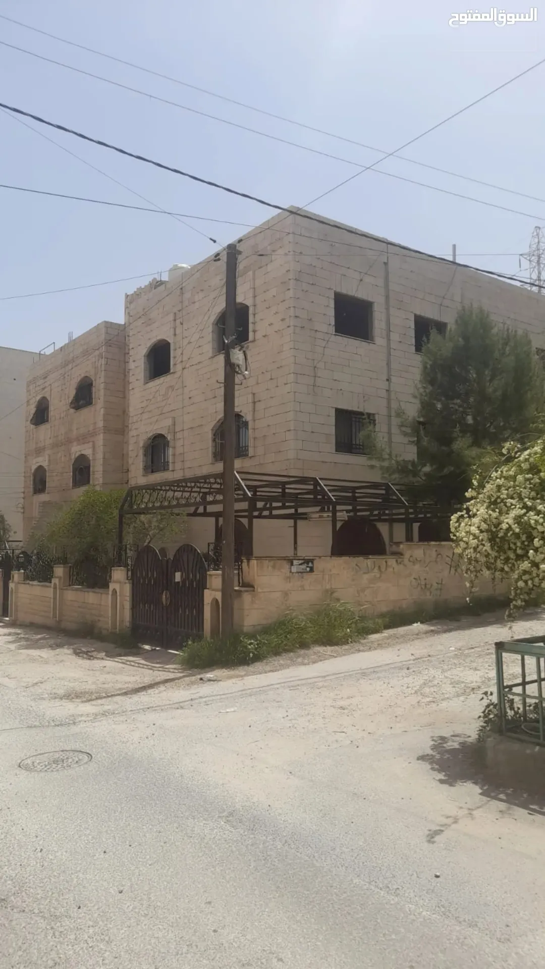 عمارة سكنية للبيع بمنطقة طبربور