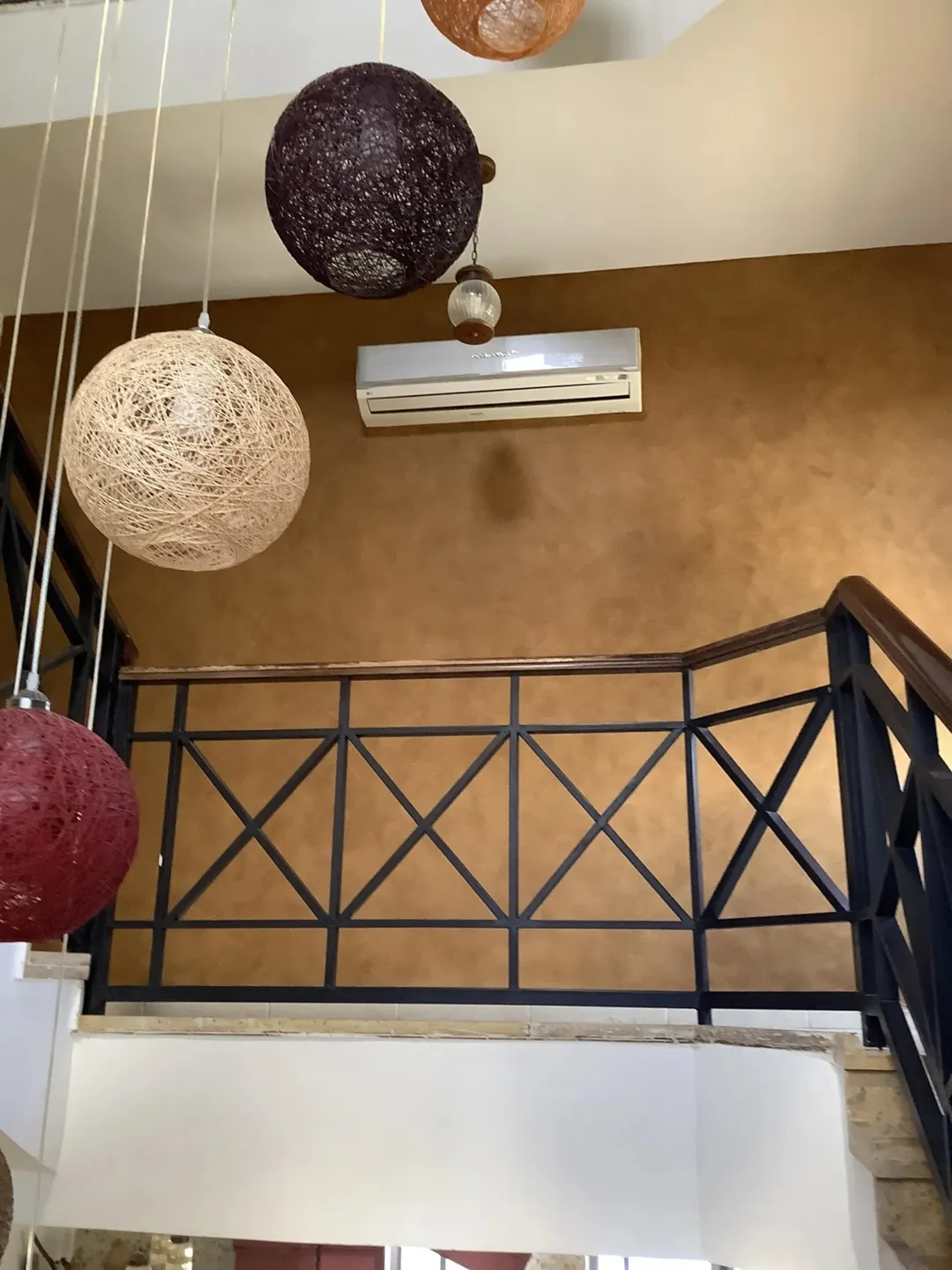 مزرعة في البحر الميت/ الشونه الجنوبية / السويمه / حوض جلد مميزة للبيع للجادين فقط
