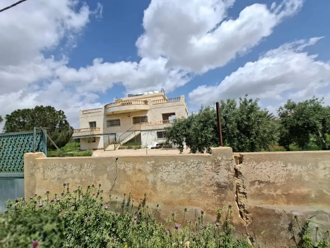 مزرعة ساحرة مع بيت مستقل