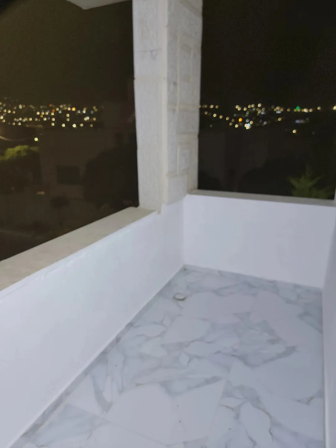 شقه سوبر ديلوكس للبيع جرش
