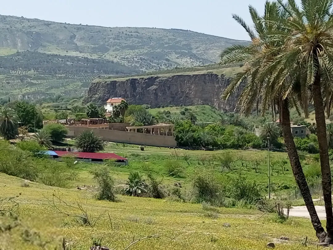 فرصة استثمارية قطعة أرض مميزة في موقع سياحي استراتيجي