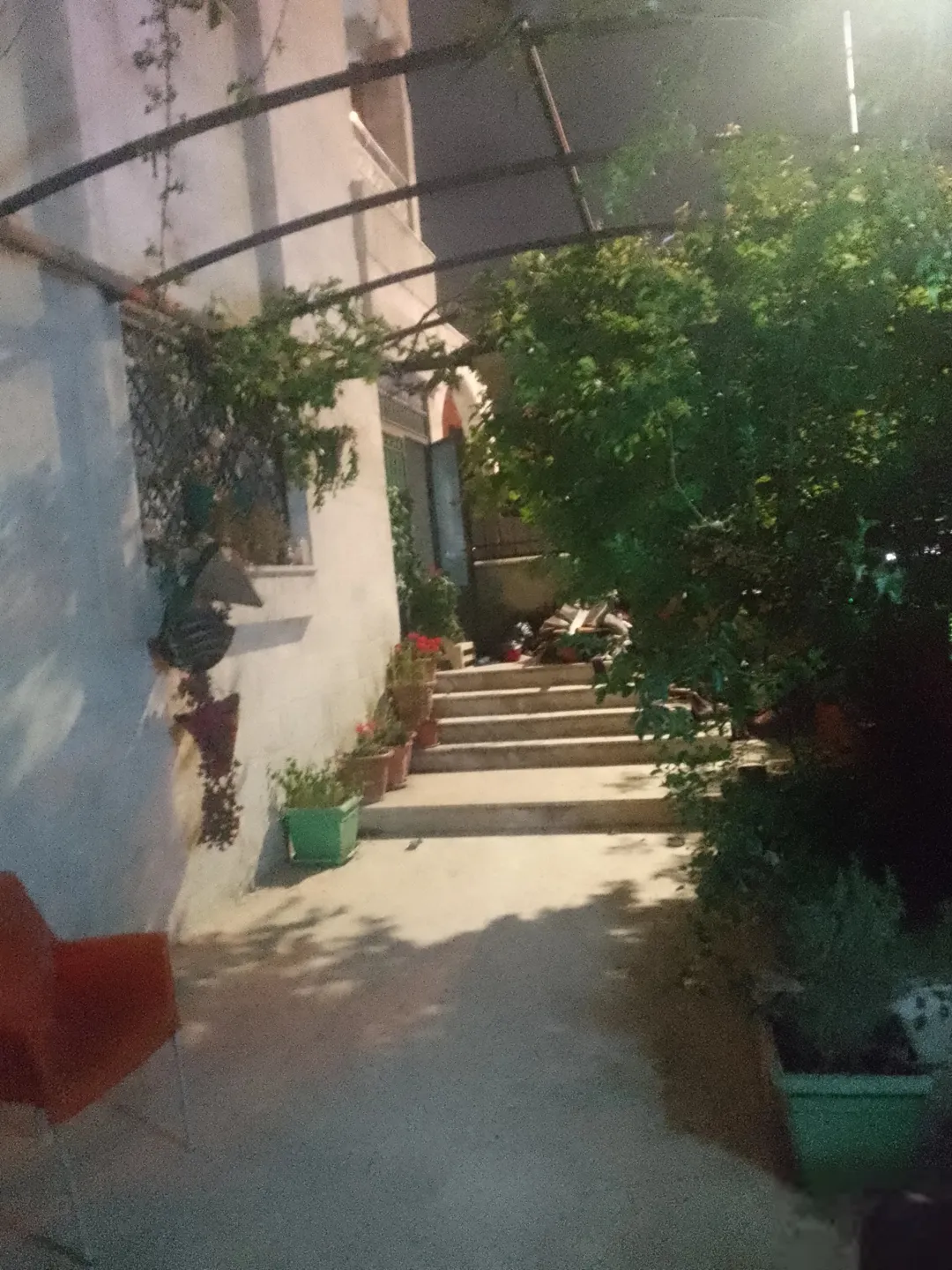شقه للبيع جبل الحسين