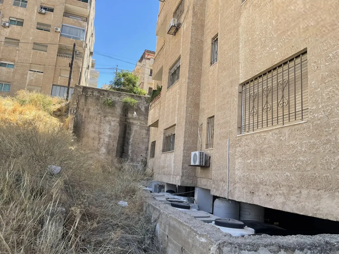 شقة مفروشة للبيع بالجاردنز