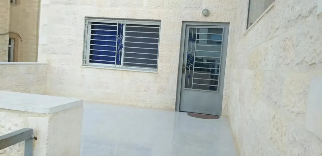 شقة أرضية مميزة للبيع في البتراوي الجنوبي