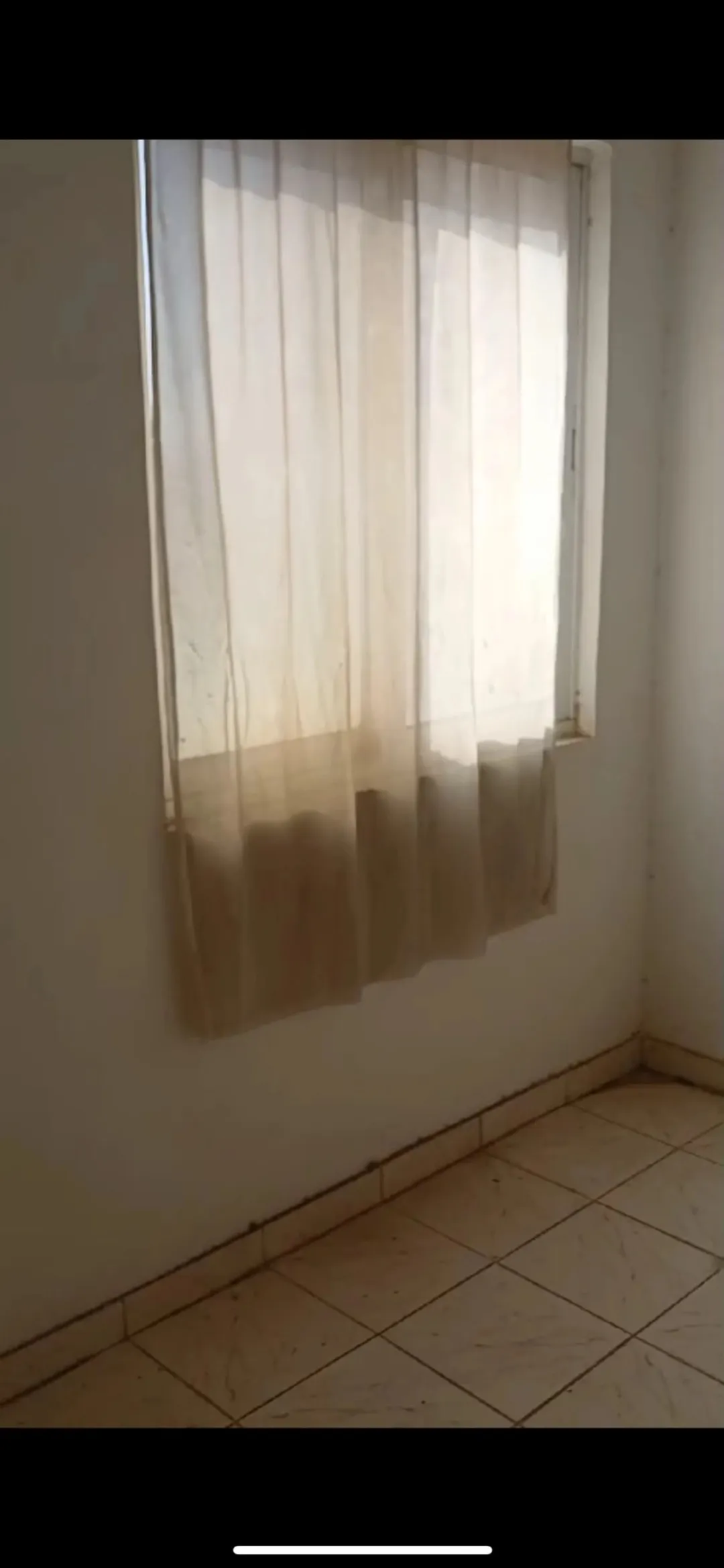 شقة للبيع لم تُسكن من قبل سوبر نظافة على الشارع وبإطلالة مفتوحة للبيع