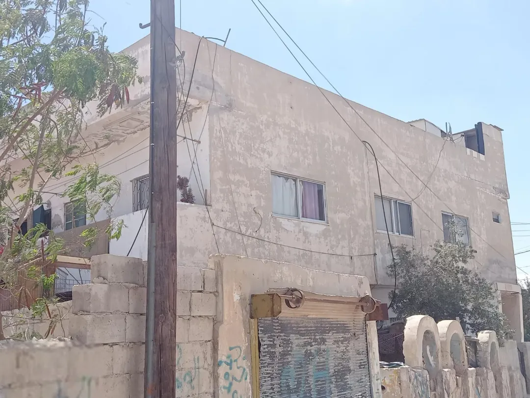 منزل سكني للبيع في الزرقاء – جبل طارق