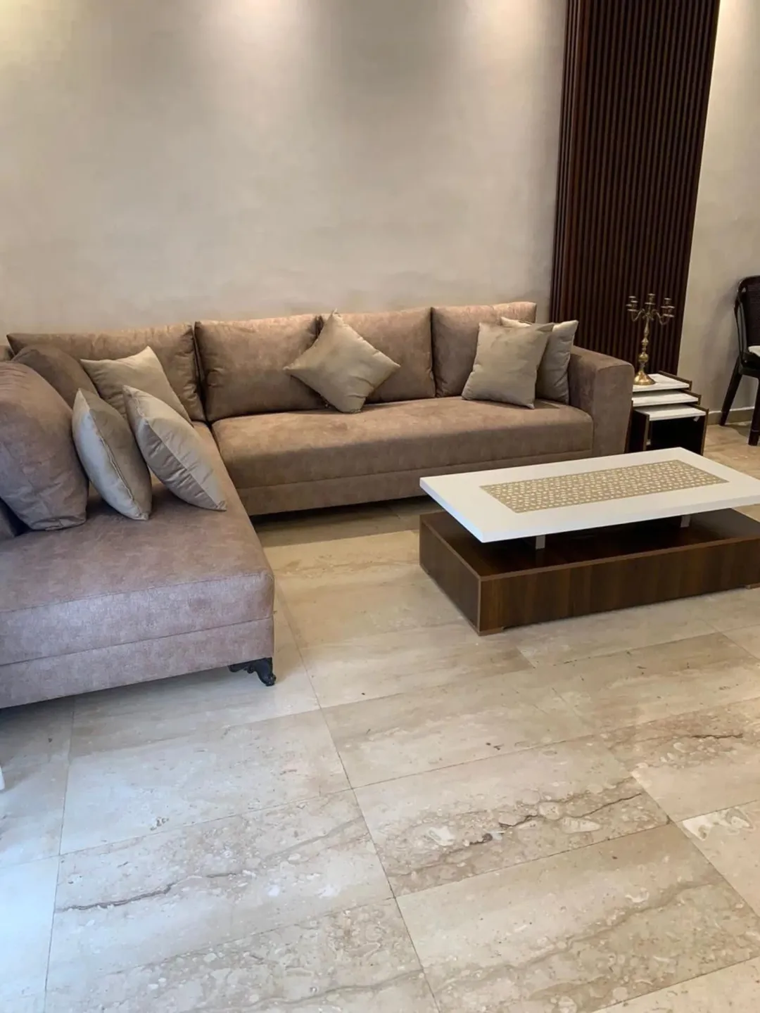 استوديو مفروش فاخر للإيجار في ضاحية النخيل