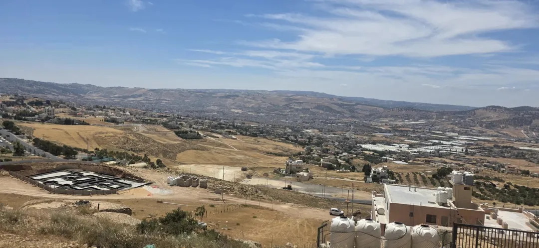ارض للبيع في ابونصير حي الضياء سكن خاص اطلاله بانوراما