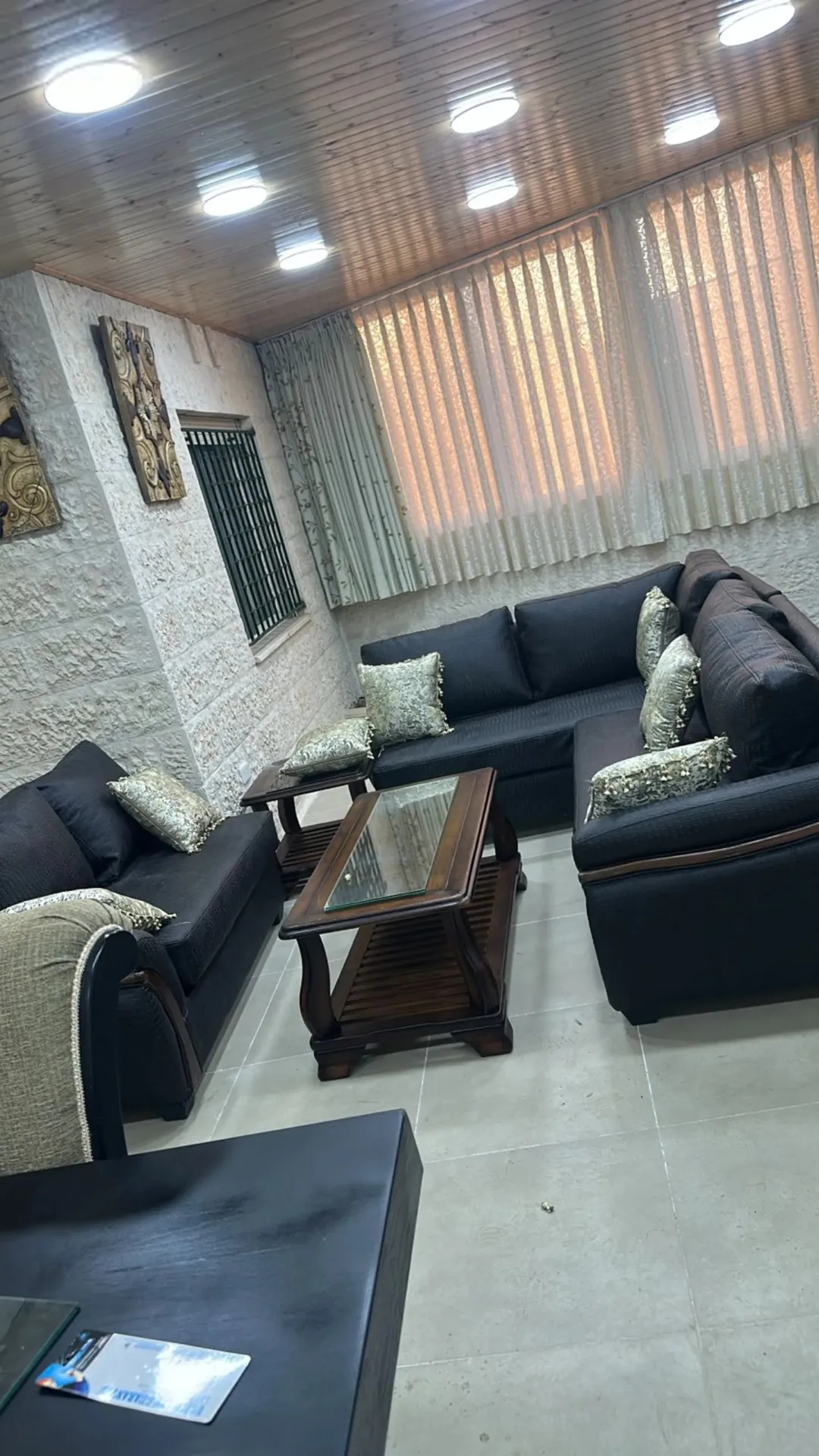 شقة أرضية مفروشة فاخرة للإيجار في الصويفية – عمان | ID 917508