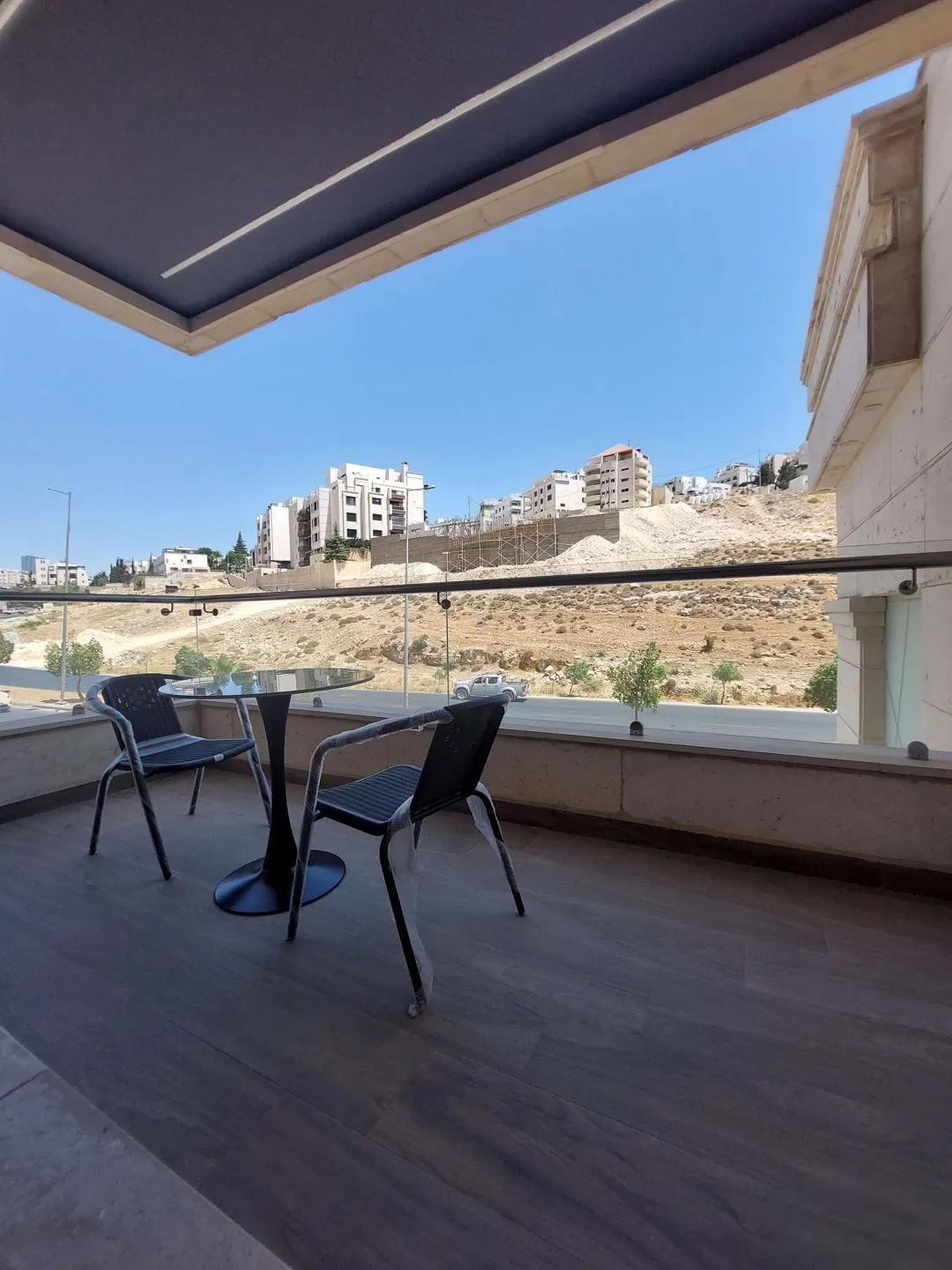 شقق فندقية يومي في دير غبار