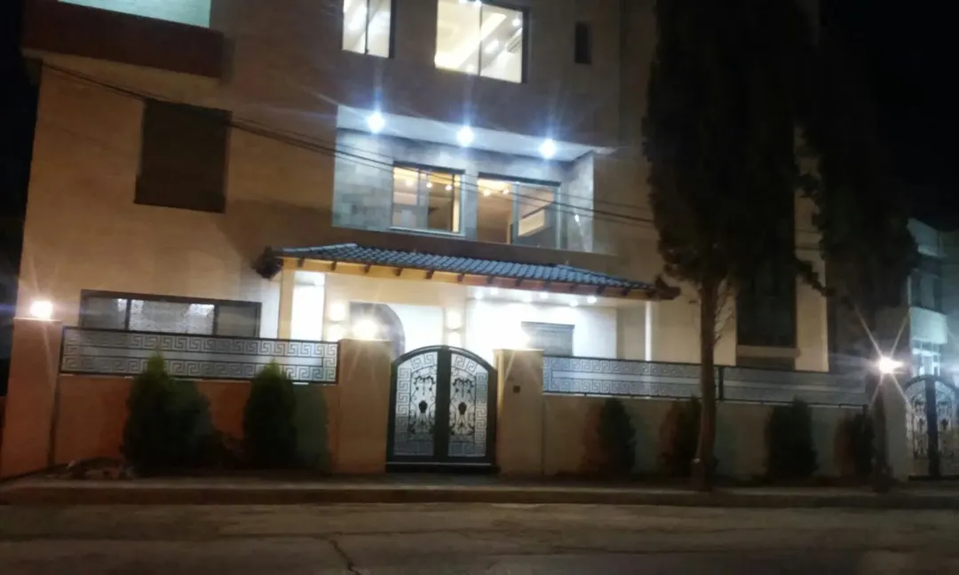 عمارة سكنية فاخرة للبيع في الصويفية عمان